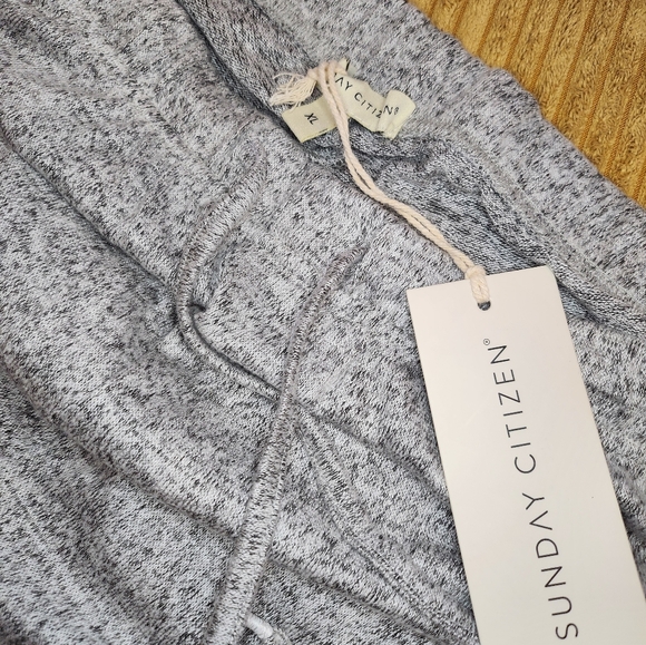 Sunday Citizen Cosset lounge set - Picture 8 of 12